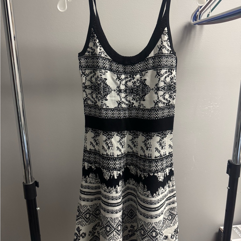 Elegant Black and White Patterned Dress